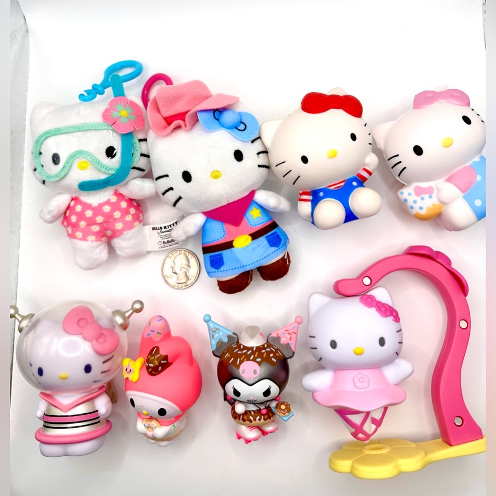 Hello Kitty - Lot of 9 Sanrio Small Mini Figures Mixed Set, Good Preowned Cond.